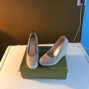 Mootsie Tootsie Shoes